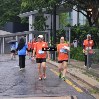 Runner Photo 7932855
