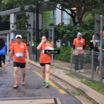 Runner Photo 7932860