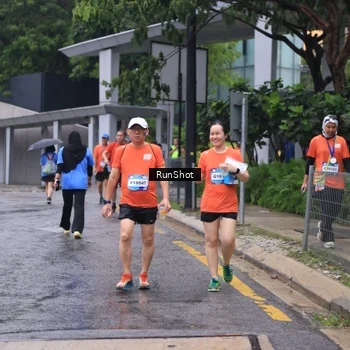 Runner Photo 7932865