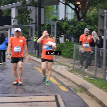 Runner Photo 7932867