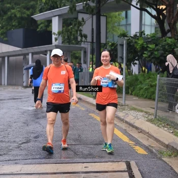 Runner Photo 7932877