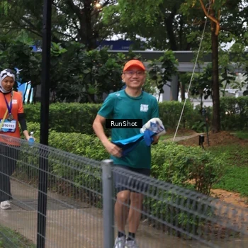 Runner Photo 7932891