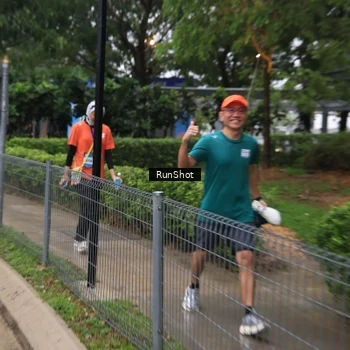 Runner Photo 7932899