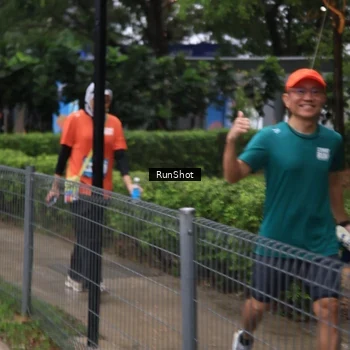 Runner Photo 7932900