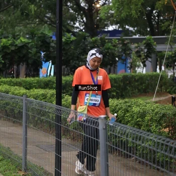 Runner Photo 7932905