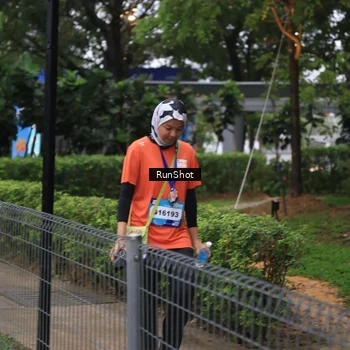 Runner Photo 7932911