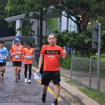 Runner Photo 7932919