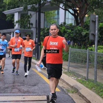 Runner Photo 7932924