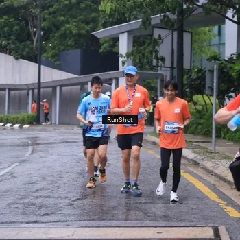 Runner Photo 7932937