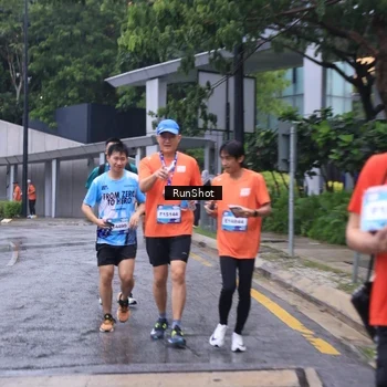 Runner Photo 7932944