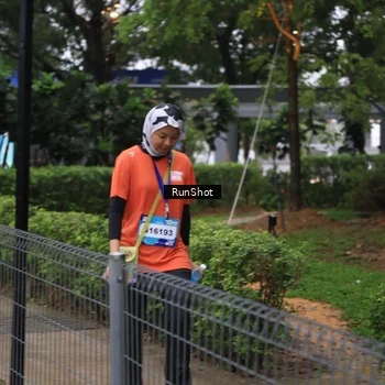 Runner Photo 7932948