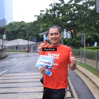 Runner Photo 7932955