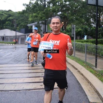 Runner Photo 7932956