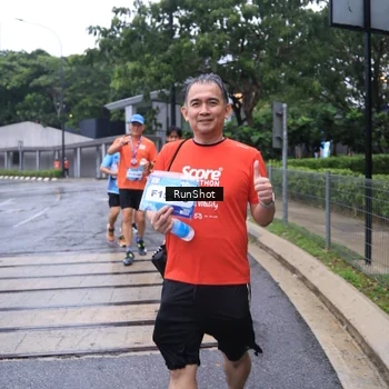 Runner Photo 7932958