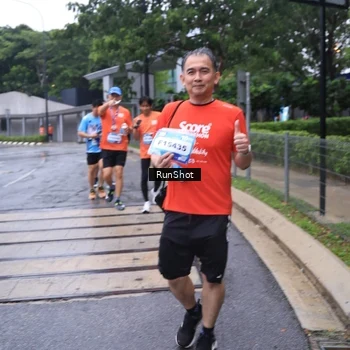 Runner Photo 7932959