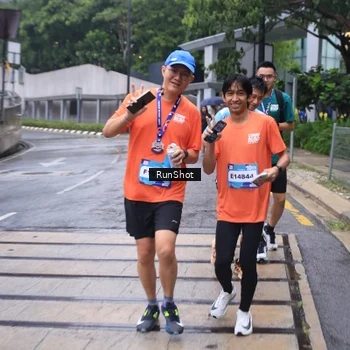 Runner Photo 7932968