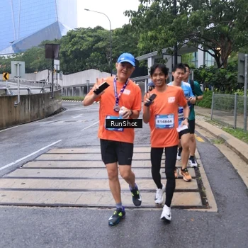 Runner Photo 7932970
