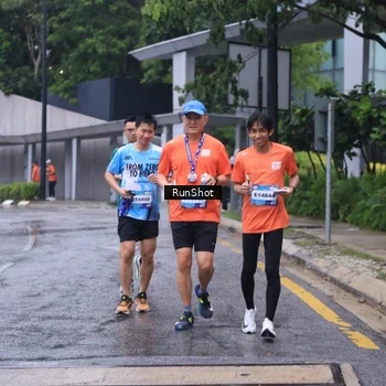 Runner Photo 7932971