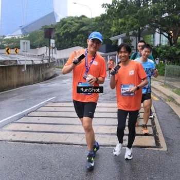 Runner Photo 7932977