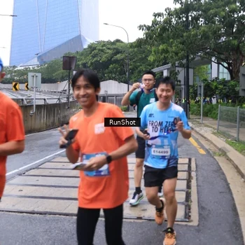 Runner Photo 7932979