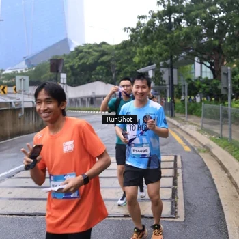Runner Photo 7932982