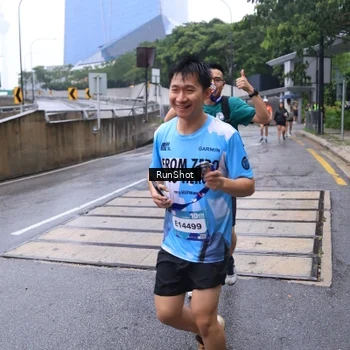 Runner Photo 7932990