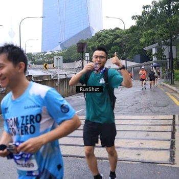 Runner Photo 7932993