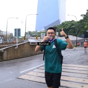 Runner Photo 7932999