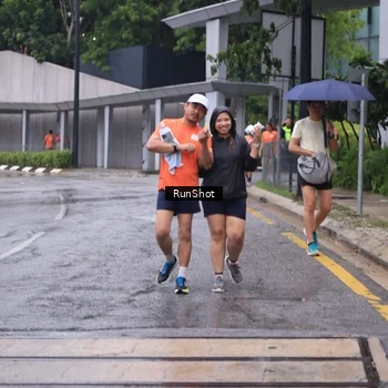 Runner Photo 7933019