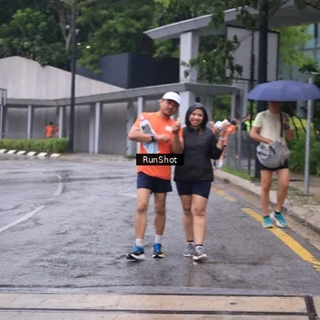 Runner Photo 7933021