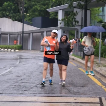 Runner Photo 7933025