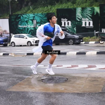 Runner Photo 7933032