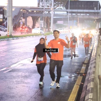 Runner Photo 7933040