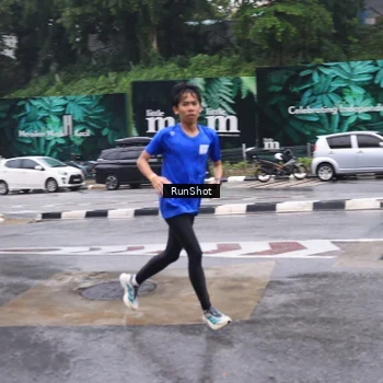 Runner Photo 7933045