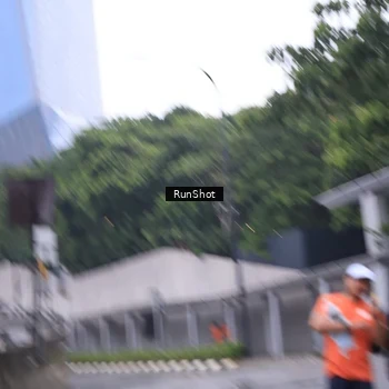 Runner Photo 7933064