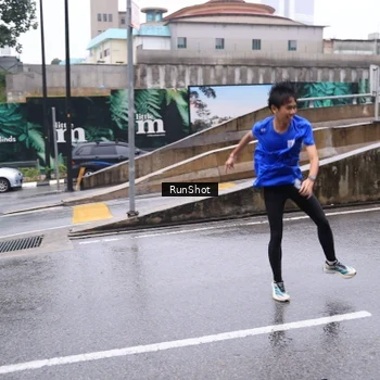 Runner Photo 7933069