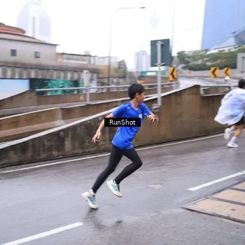 Runner Photo 7933076