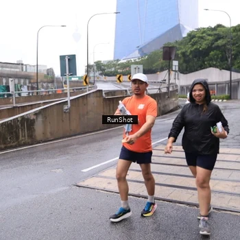Runner Photo 7933087