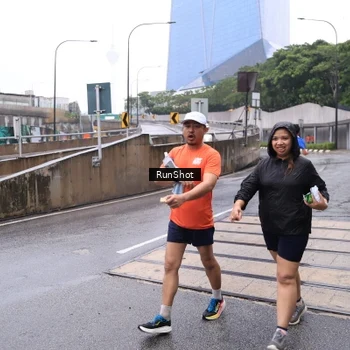 Runner Photo 7933090