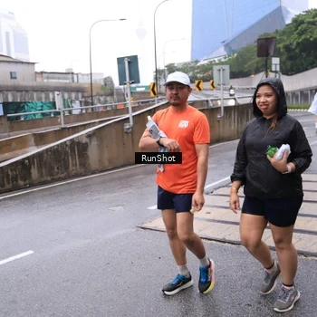 Runner Photo 7933096