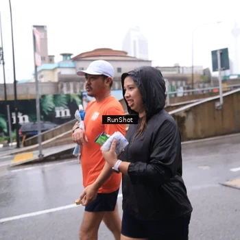 Runner Photo 7933103