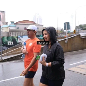 Runner Photo 7933105