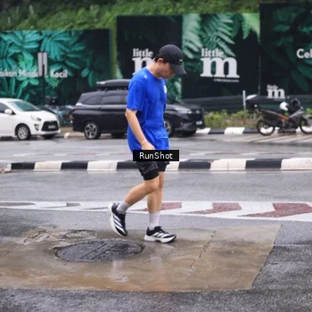 Runner Photo 7933115