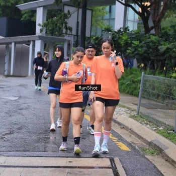 Runner Photo 7933120