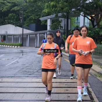 Runner Photo 7933136