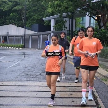 Runner Photo 7933137