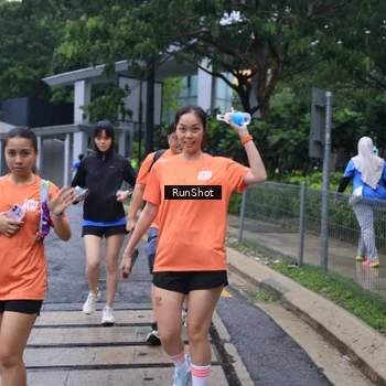 Runner Photo 7933142
