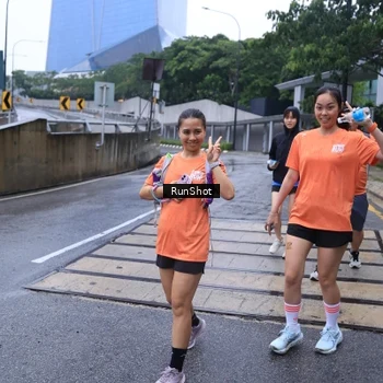 Runner Photo 7933154