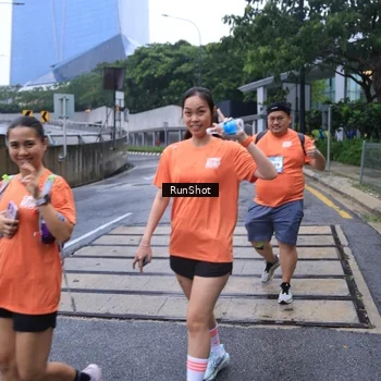 Runner Photo 7933157