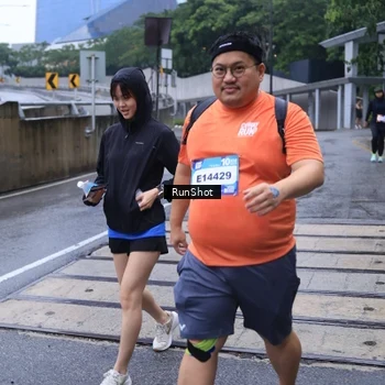 Runner Photo 7933171